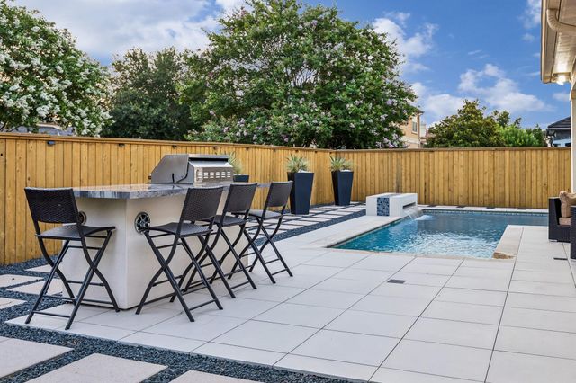 1910 Mystic Arbor Lane, Houston, TX 77077