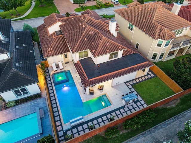 1910 Mystic Arbor Lane, Houston, TX 77077