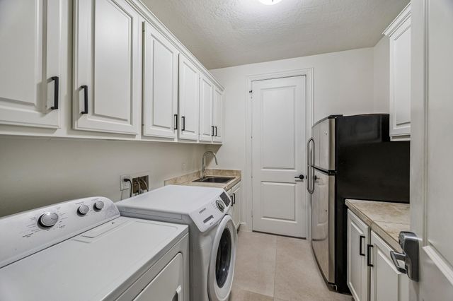 1910 Mystic Arbor Lane, Houston, TX 77077