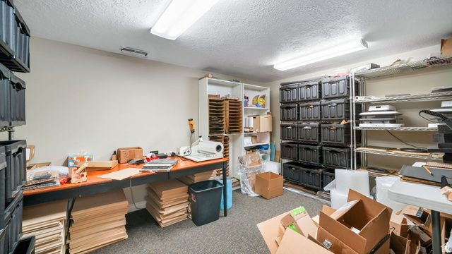 891 W BAXTER DR, South Jordan, UT 84095