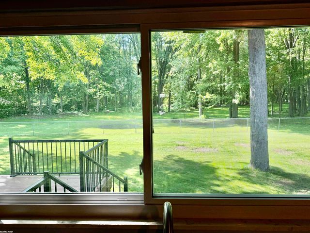 33043 Shagbark Circle, Chesterfield Twp, MI 48047