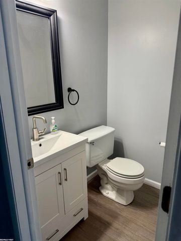 33043 Shagbark Circle, Chesterfield Twp, MI 48047