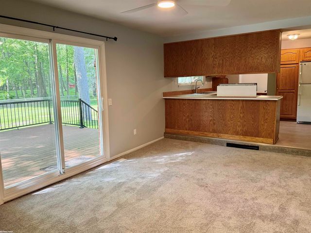 33043 Shagbark Circle, Chesterfield Twp, MI 48047