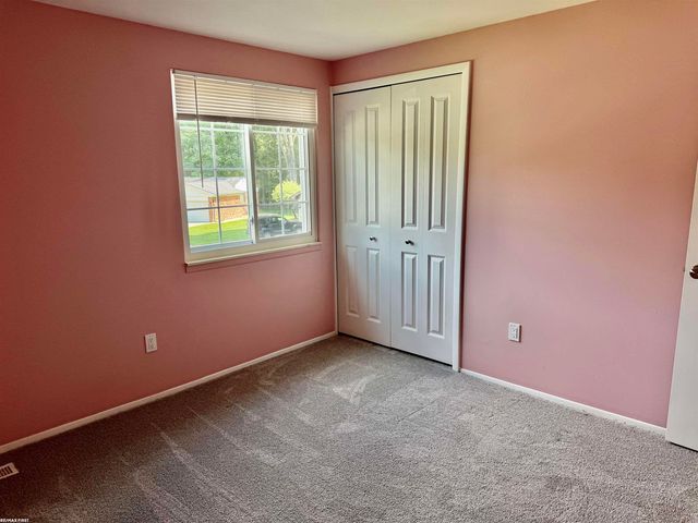33043 Shagbark Circle, Chesterfield Twp, MI 48047