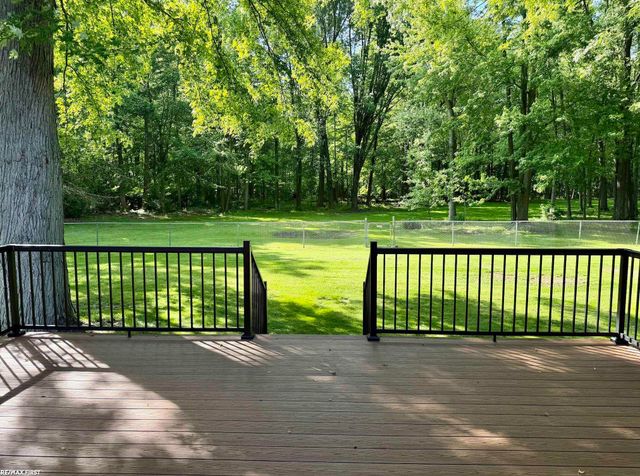 33043 Shagbark Circle, Chesterfield Twp, MI 48047