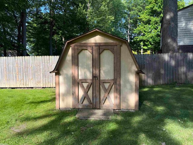 33043 Shagbark Circle, Chesterfield Twp, MI 48047