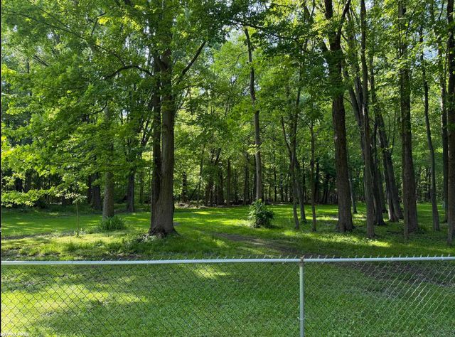 33043 Shagbark Circle, Chesterfield Twp, MI 48047