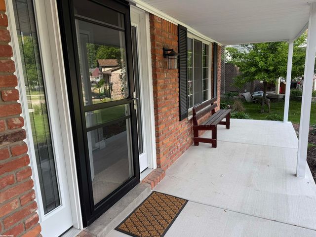 33043 Shagbark Circle, Chesterfield Twp, MI 48047