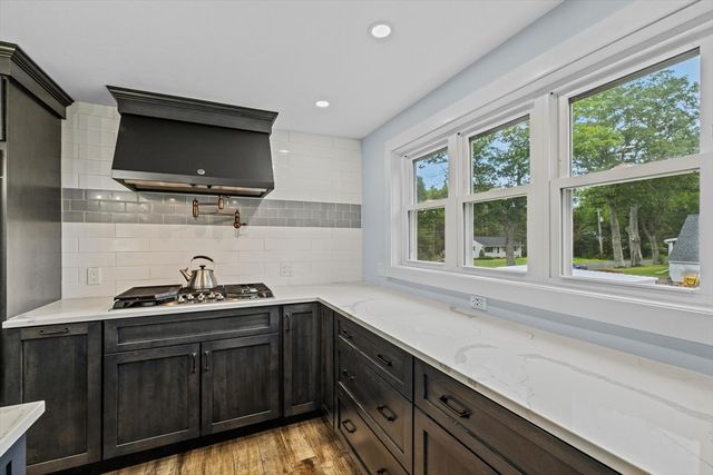 215 South Rd, Templeton, MA 01468