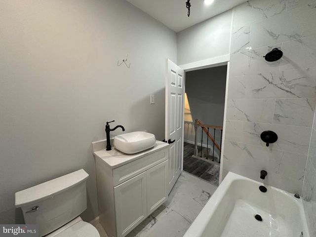 1141 HERBERT ST, Philadelphia, PA 19124