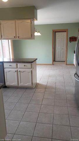 33842 Morningside, Fraser, MI 48026