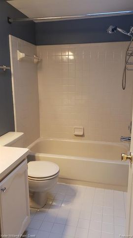 33842 Morningside, Fraser, MI 48026