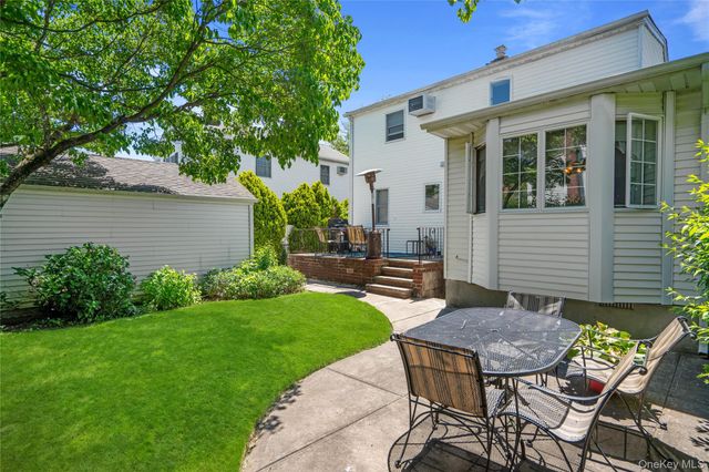 1032 N 6th Street, New Hyde Park, NY 11040