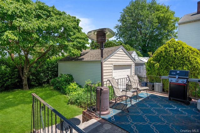 1032 N 6th Street, New Hyde Park, NY 11040