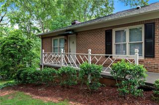 881 Brookleigh Court, Winston-salem, NC 27104