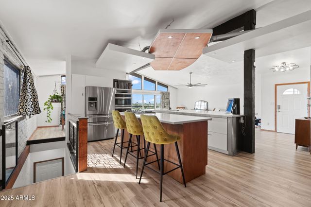 306 W CAMINO Vista, Phoenix, AZ 85021