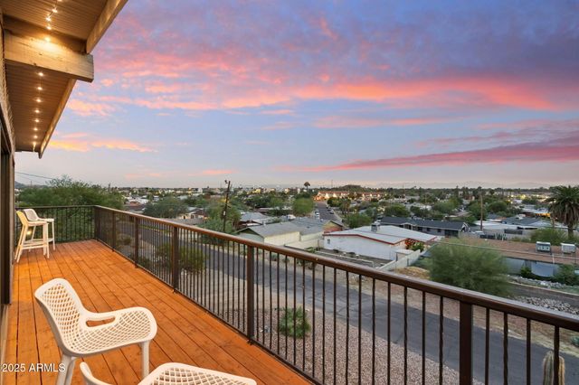 306 W CAMINO Vista, Phoenix, AZ 85021