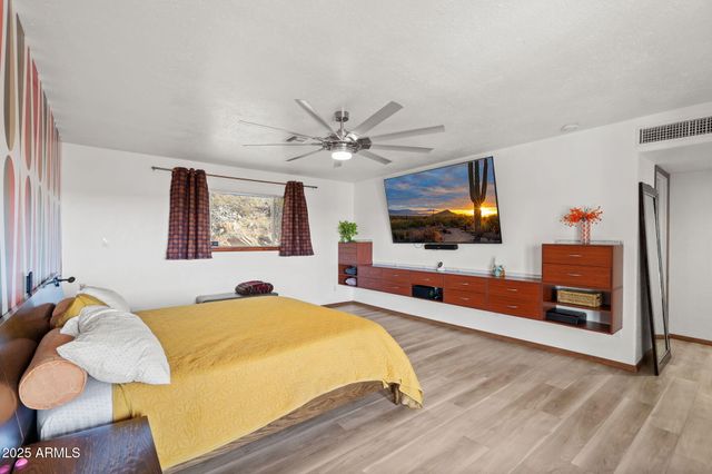 306 W CAMINO Vista, Phoenix, AZ 85021