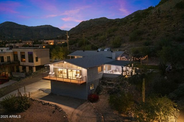 306 W CAMINO Vista, Phoenix, AZ 85021