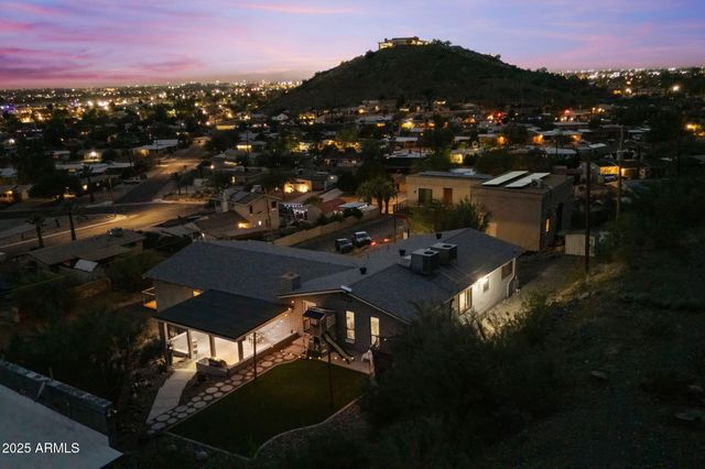 306 W CAMINO Vista, Phoenix, AZ 85021