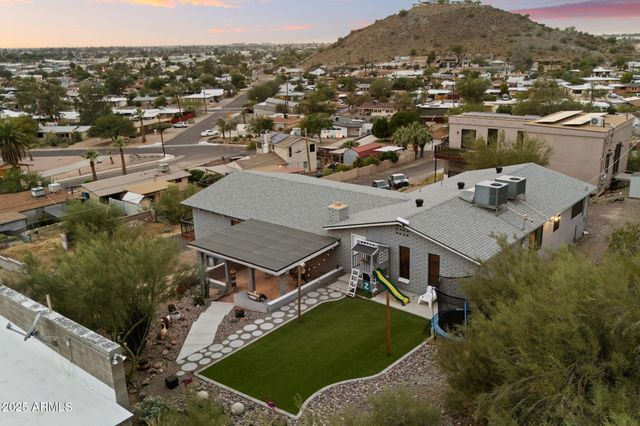 306 W CAMINO Vista, Phoenix, AZ 85021