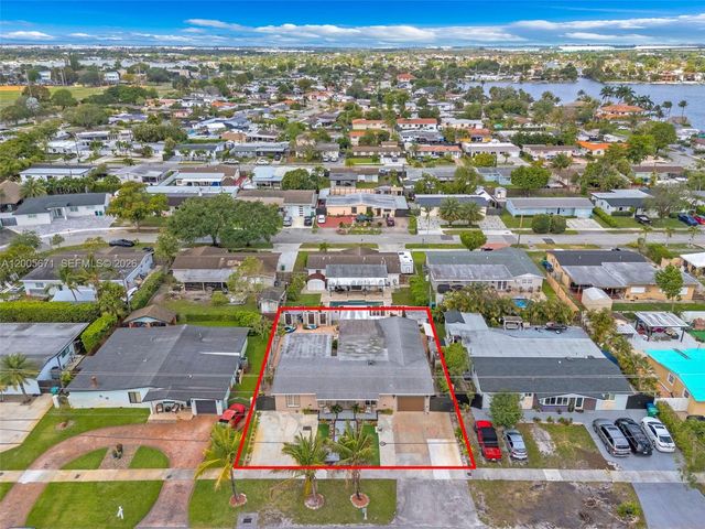 17932 NW 78th Ave, Hialeah, FL 33015