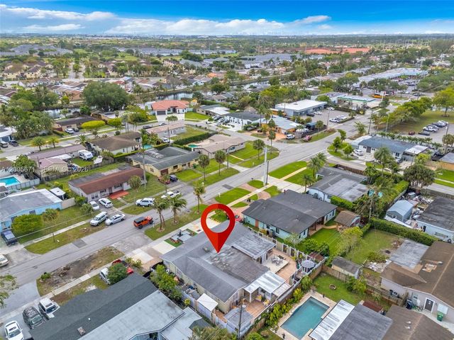 17932 NW 78th Ave, Hialeah, FL 33015