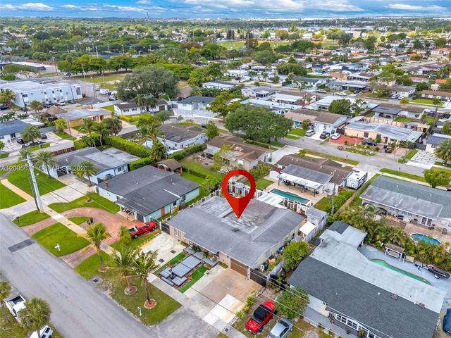 17932 NW 78th Ave, Hialeah, FL 33015