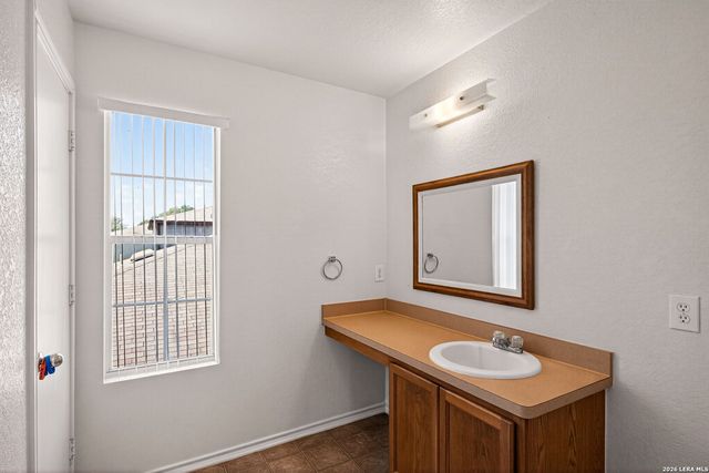 413 HINGE FLS, Cibolo, TX 78108