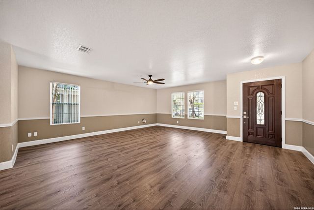 413 HINGE FLS, Cibolo, TX 78108