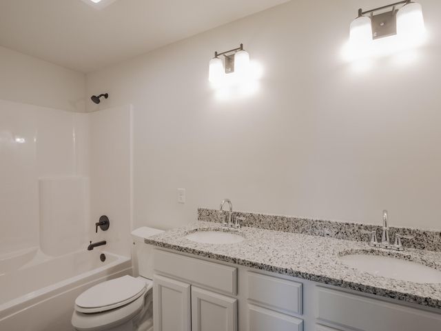 5857 W 136th Avenue, Cedar Lake, IN 46303