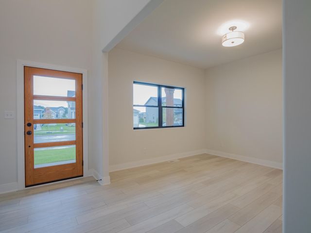 5857 W 136th Avenue, Cedar Lake, IN 46303