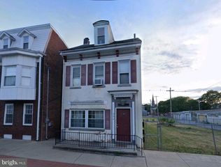 336 S QUEEN ST, York, PA 17403