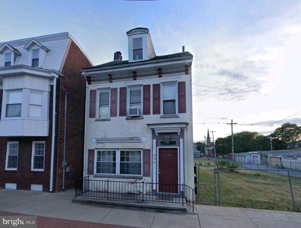 336 S QUEEN ST, York, PA 17403