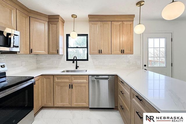 412 S 16th Street, Plattsmouth, NE 68048