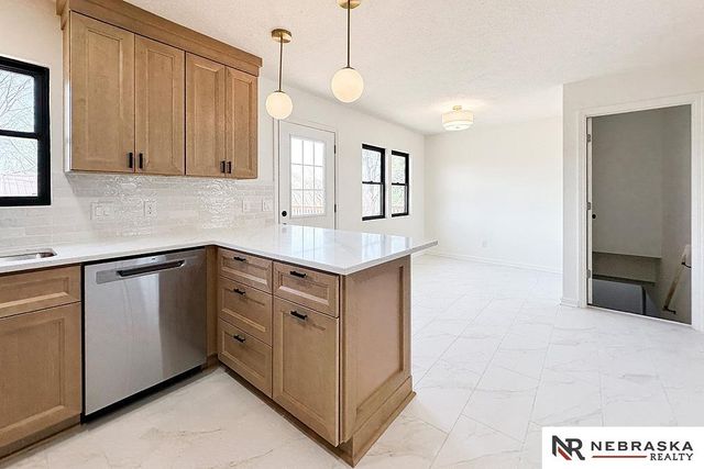 412 S 16th Street, Plattsmouth, NE 68048