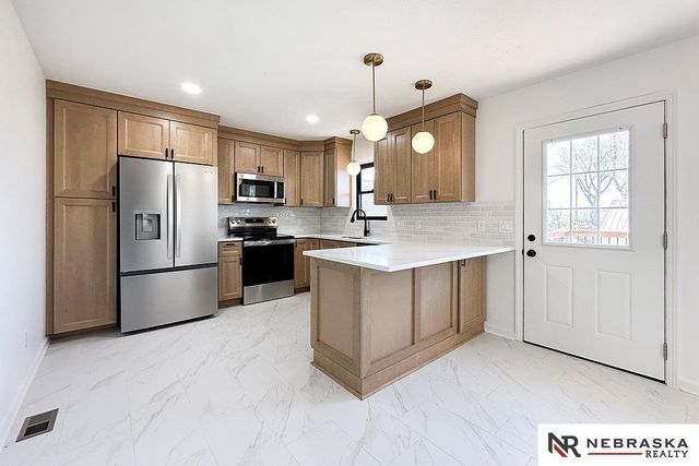 412 S 16th Street, Plattsmouth, NE 68048