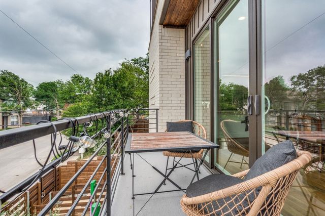 1952 Kearney Court, Dallas, TX 75204