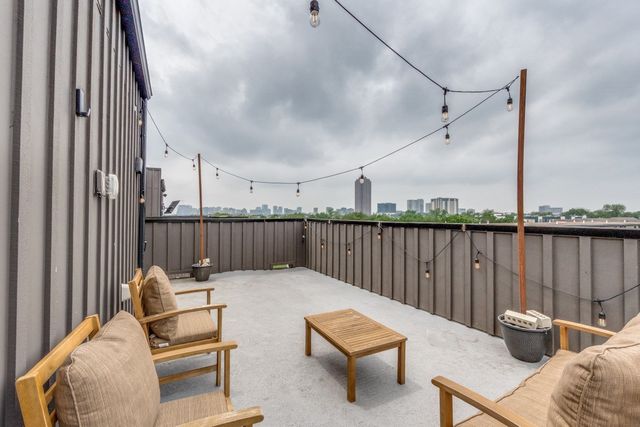 1952 Kearney Court, Dallas, TX 75204