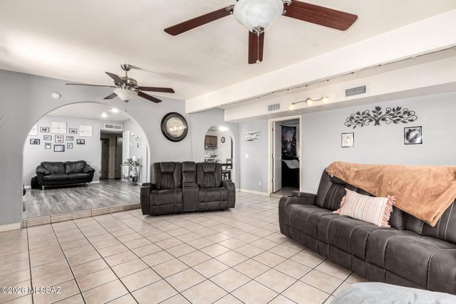 4922 S Cassia Way, Tucson, AZ 85706