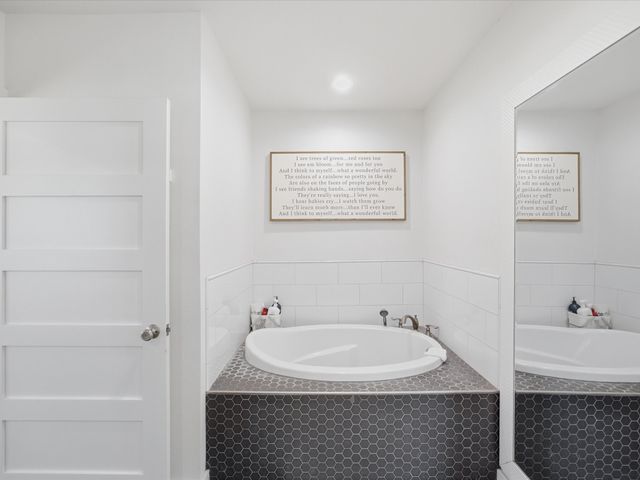 209 County Road 2696, Alvord, TX 76225