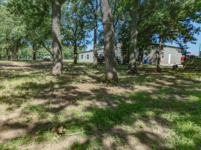 209 County Road 2696, Alvord, TX 76225