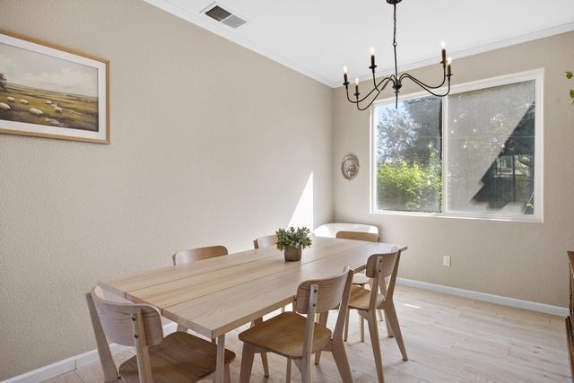 1242 N Julieann Street, Visalia, CA 93291