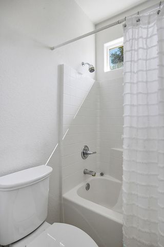 1242 N Julieann Street, Visalia, CA 93291