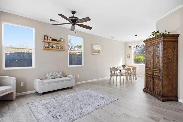 1242 N Julieann Street, Visalia, CA 93291