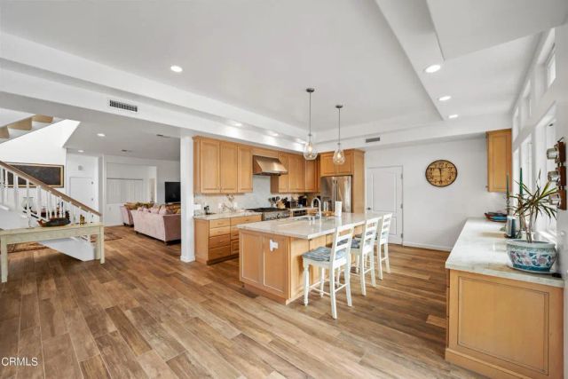 2000 Peninsula Road, Oxnard, CA 93035