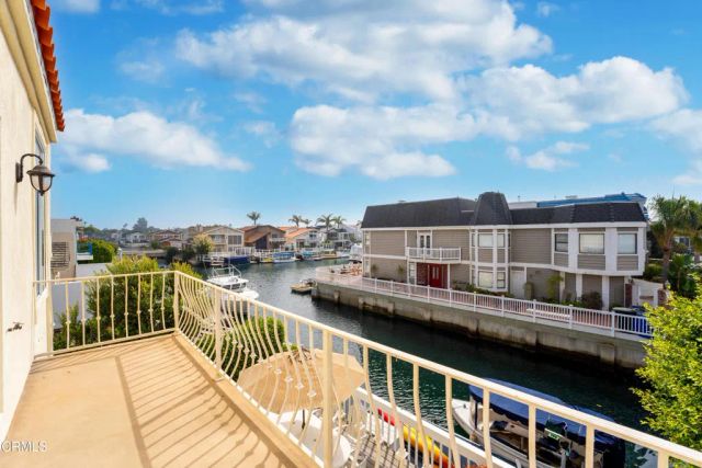 2000 Peninsula Road, Oxnard, CA 93035