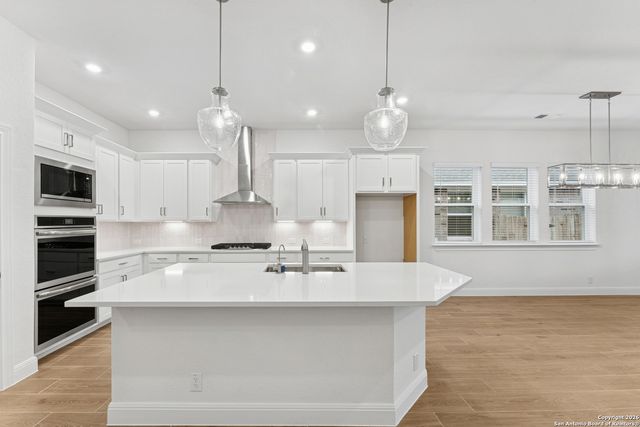 11722 Hackford, San Antonio, TX 78254