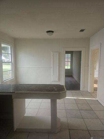 5976 Victory Dr, Baton Rouge, LA 70805