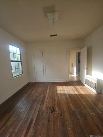 5976 Victory Dr, Baton Rouge, LA 70805